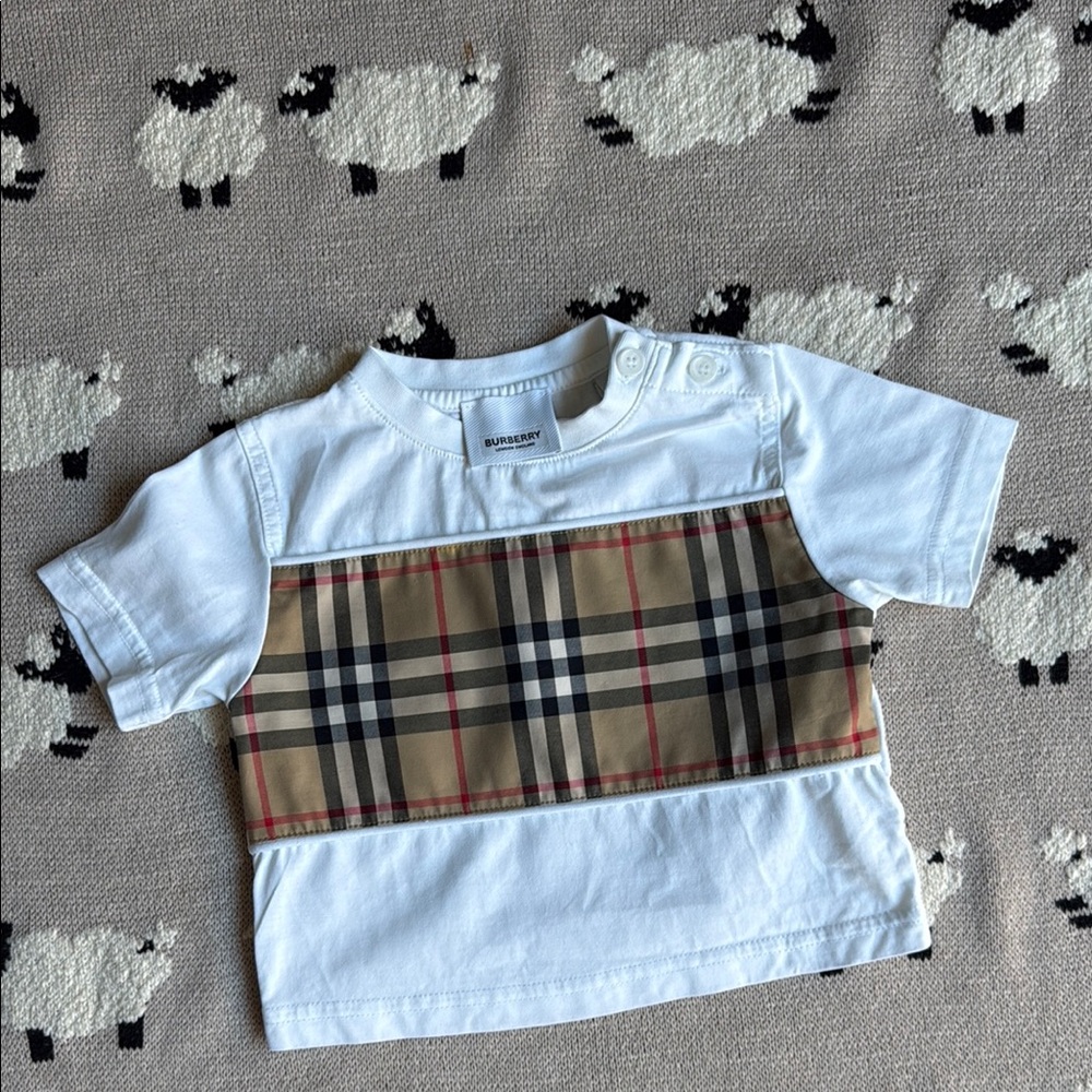 Burberry White and Tan Plaid Short Sleeve Tee